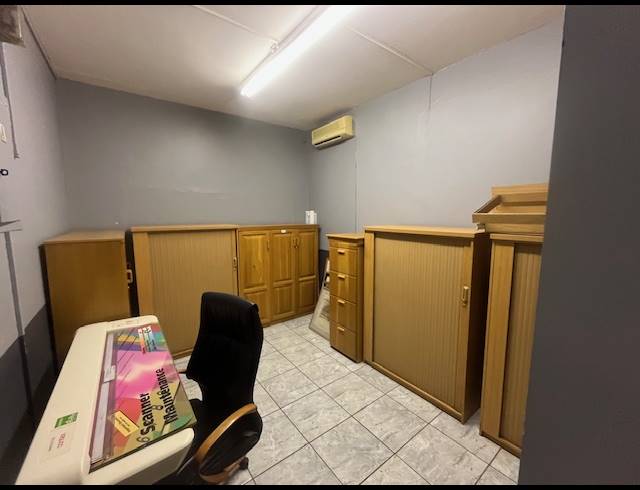 2,500M² OFFICE TO LET IN VULCANIA